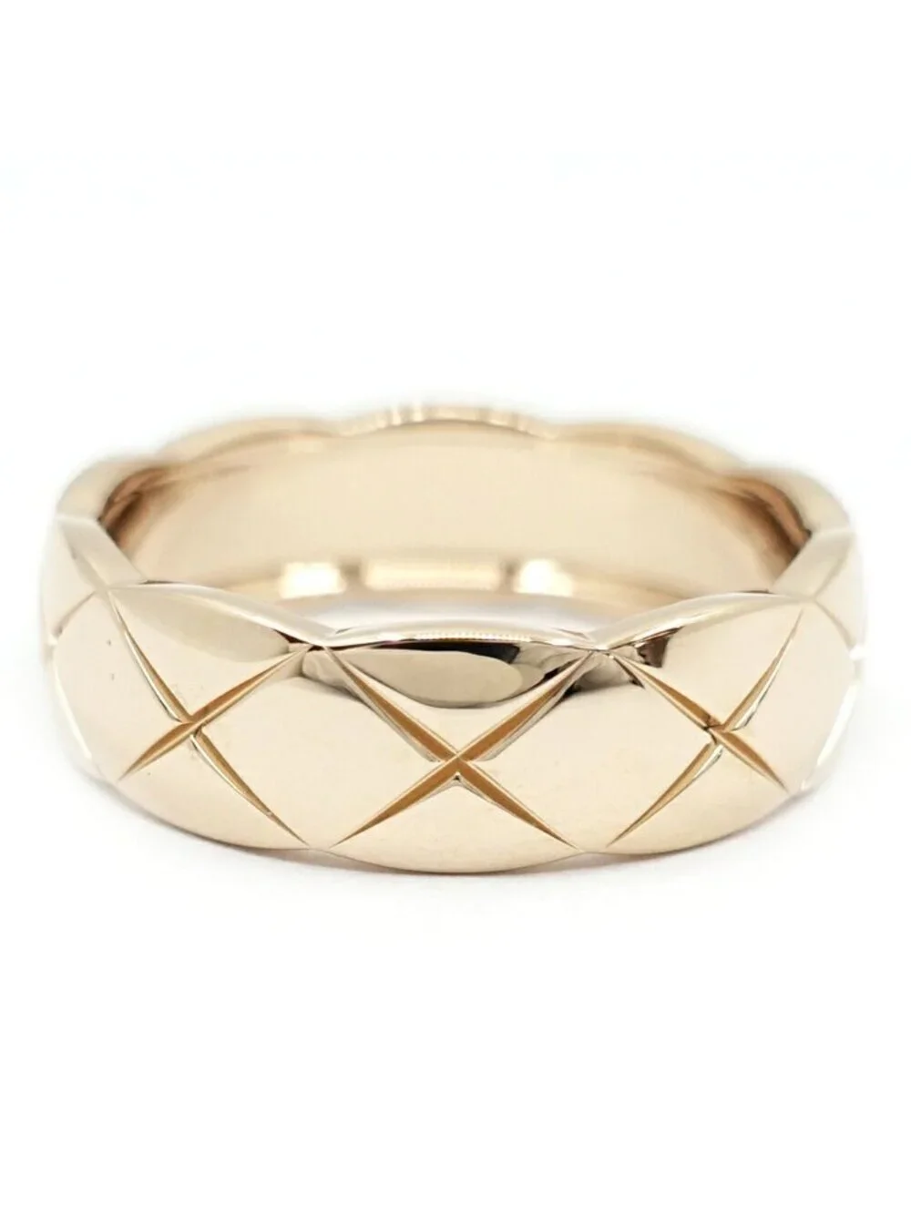 Chanel 18k Pink Gold Coco Crush Ring Medium Model Beige